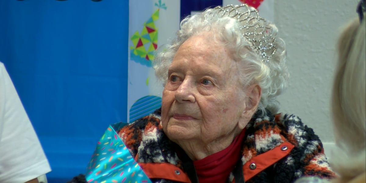 Cypress Cove Center celebrates woman’s 105th birthday