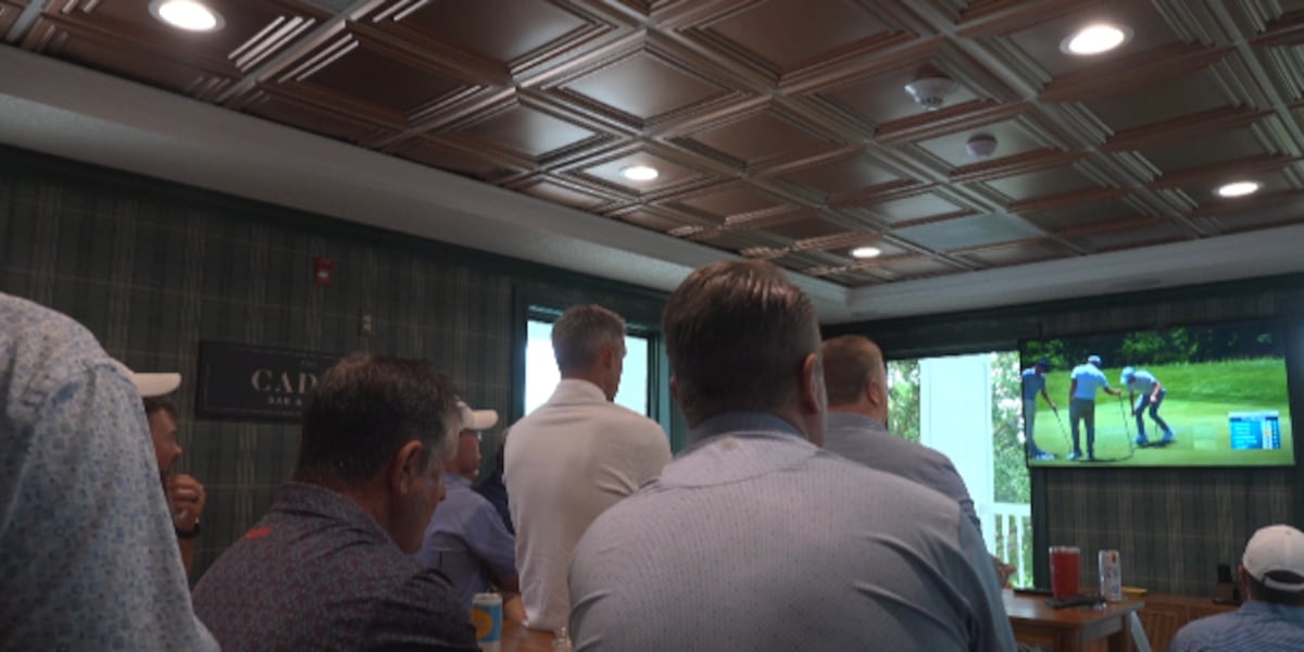 Canebrake Golf Club hosts watch party for Lee Hodges