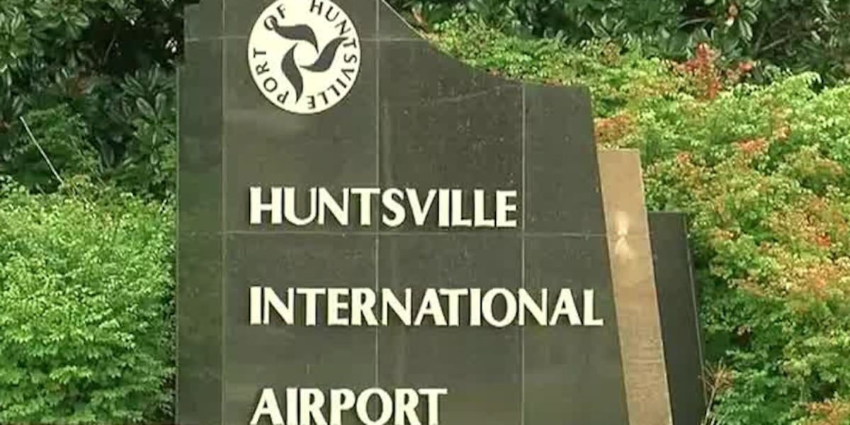 Plane aborts takeoff from Huntsville after crews see engine smoking