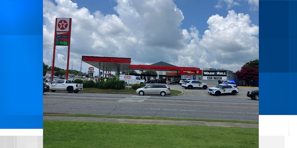 Heavy Police presence on Nance Rd in Huntsville