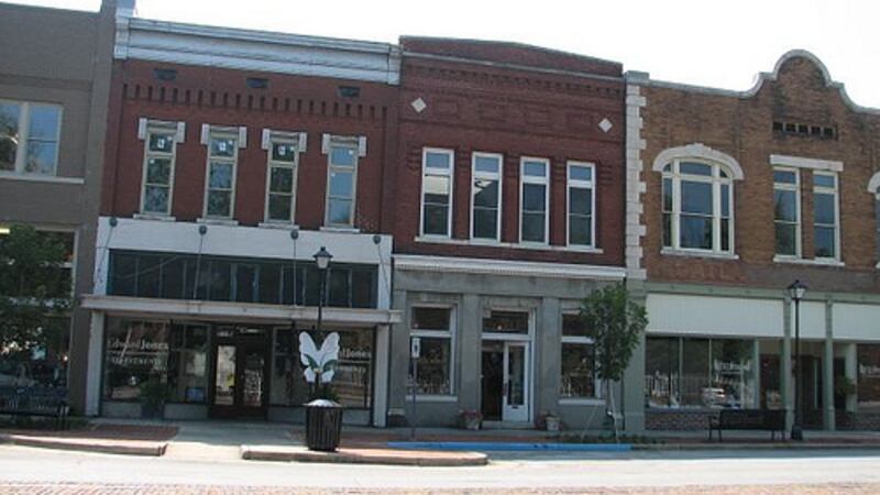 Decatur Wi Council OKs first phase of downtown Wi-Fi