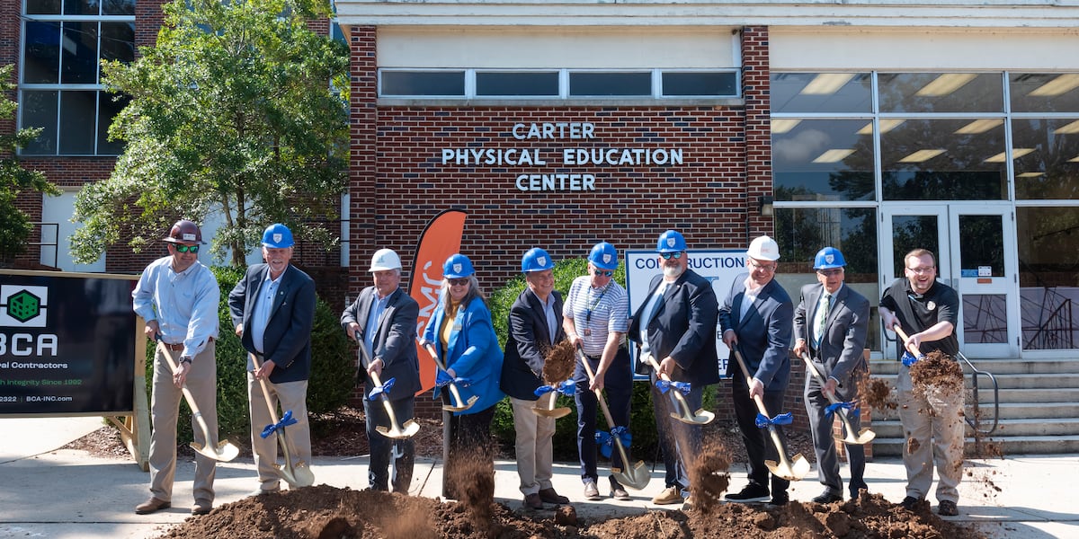 Athens State kicks off renovation of Carter Hall