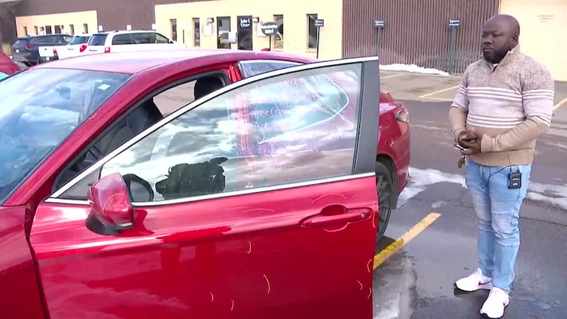 Pound The Rapper 489-pound rapper suing Lyft after driver denies her ride