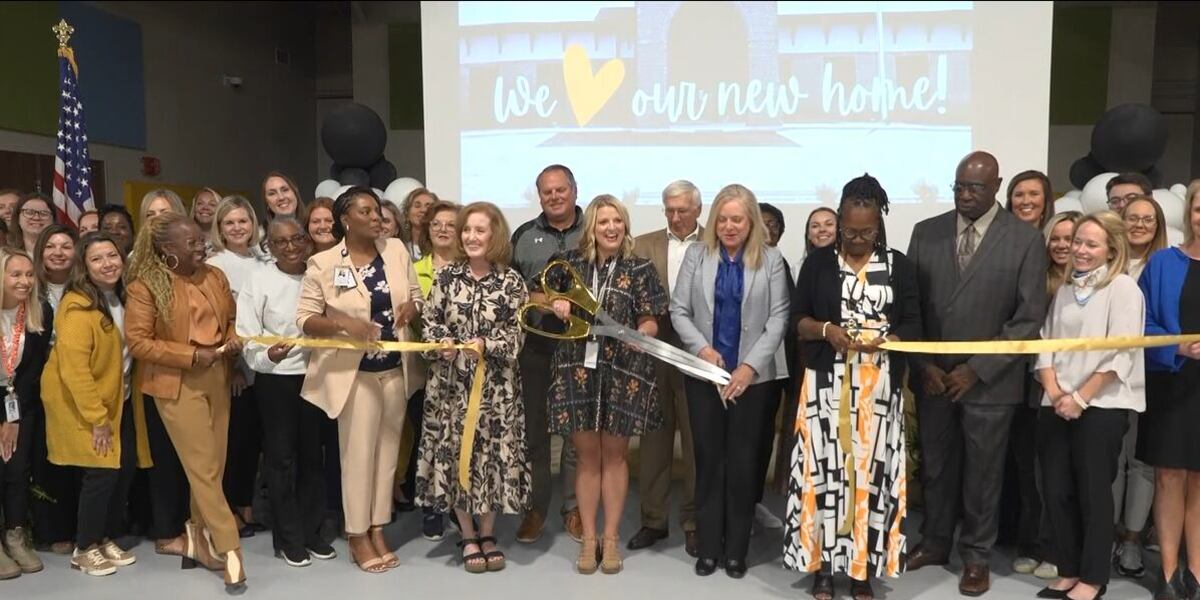 Julian Newman Elementary School celebrates new building with ribbon