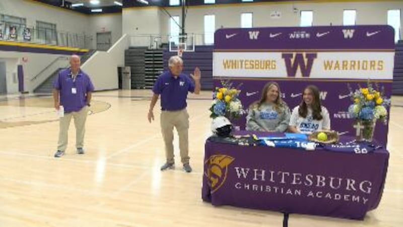 1st baseman Brinkley Lang signed to play for Snead State earlier this morning on the campus of...